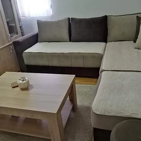 Apartman Gaga Donji Komren Exterior photo